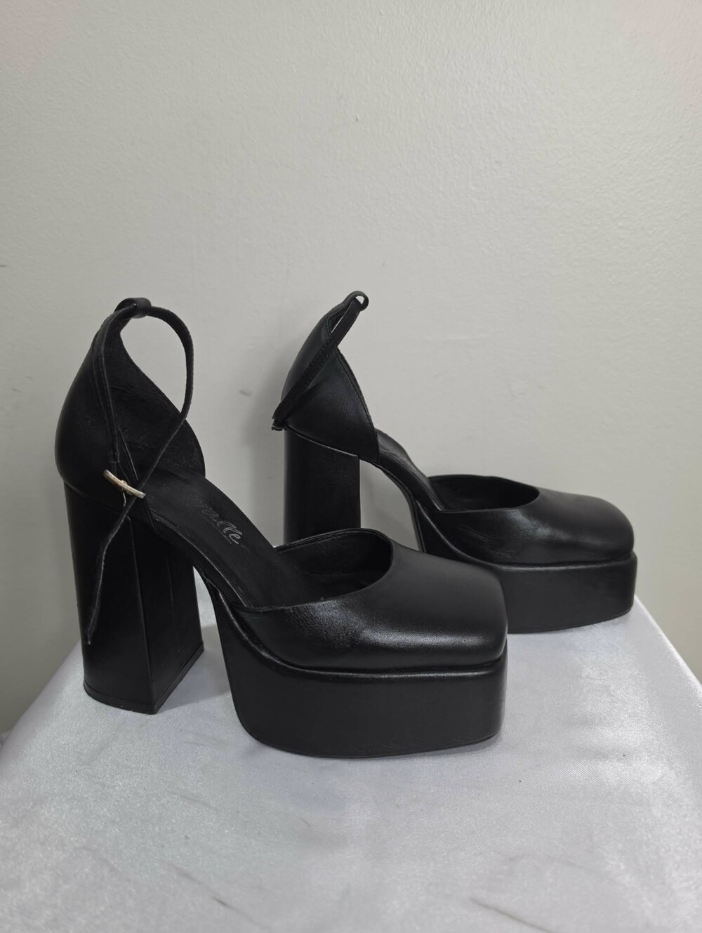 L'INTERVALLE Black Leather Platform Mary Jane Ankle-Strap Heels Punk